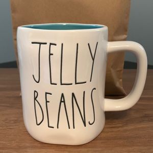 Rae Dunn “Jelly Beans” mug 🍬